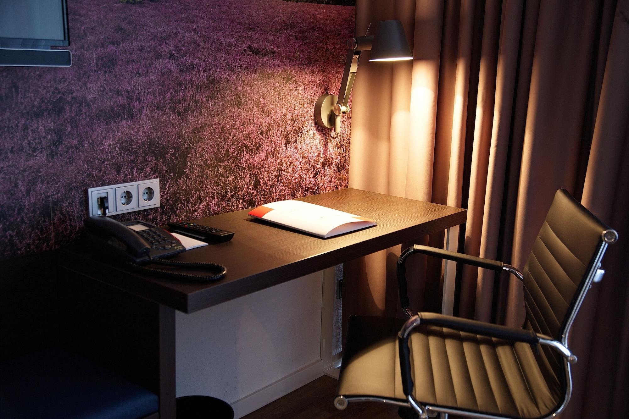Seminaris Hotel Lueneburg Екстериор снимка